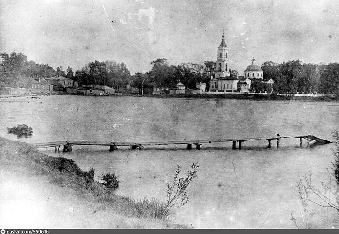 Косино. Белое озеро. Вид на церковь, 1930-1939 гг.