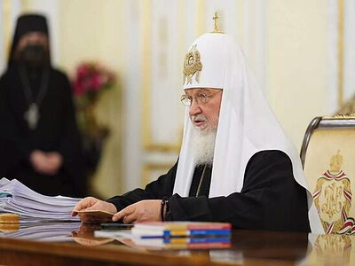 | Patriarch Theodoros stops commemorating Patriarch Kirill, Russian Exarch declared defrocked by Alexandria | The Paradise News