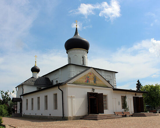 Στάραγια Ρούσα. Ο ναός του Αγίου Γεωργίου του Τροπαιοφόρου. Φωτογραφία: sobory.ru