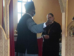 Kenya: Alexandria bishops confront ROC Exarchate priests in church, suspend them from serving