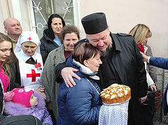 Churches in neighboring countries helping Ukrainian and Donbass refugees