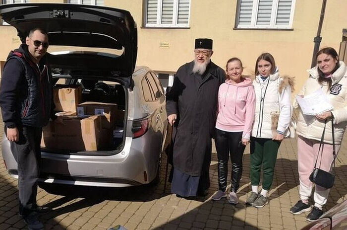Предстоятель Польской Церкви оказал гуманитарную помощь Харьковской епархии