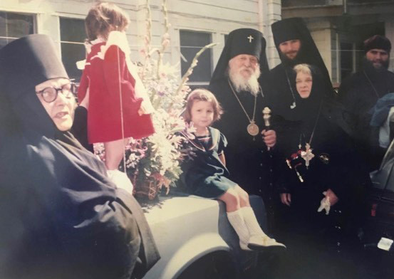 Игумения Ариадна, архиепископ Антоний, игумен Кирилл, отец Георгий Куртов и наши дочери