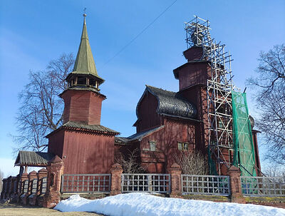 Уникальную деревянную церковь XVII века отремонтировали в Ярославской области