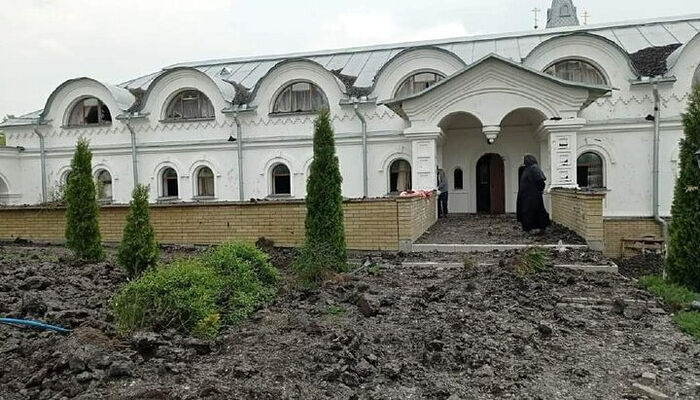 В Донецкой епархии сильно пострадали скиты Святогорской Лавры и два храма