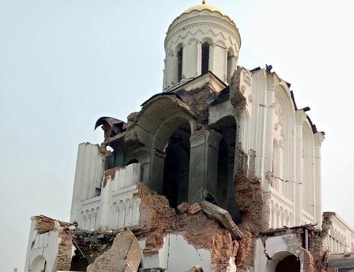 Разрушен Свято-Георгиевский скит Святогорской Лавры