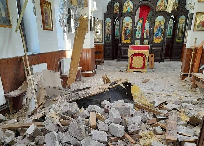 На Донбассе и Сумщине вновь пострадали храмы от обстрелов