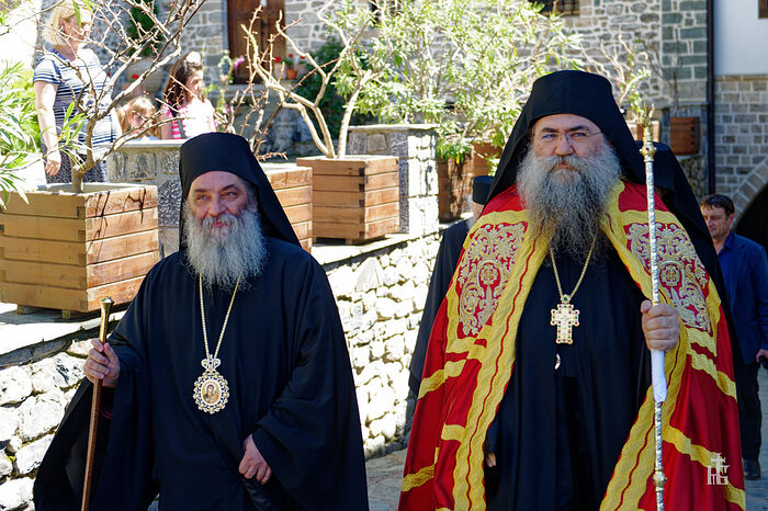 Bp. Partenij (left), Fr. Bartholomew (right). Photo: bigorski.org.mk