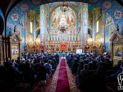 | Ukrainian Orthodox Church resumes making its own Chrism | The Paradise News