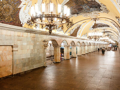 Святые образы московского метро