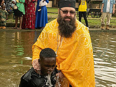 Uganda: New mission center celebrates mass Baptism (+VIDEO)