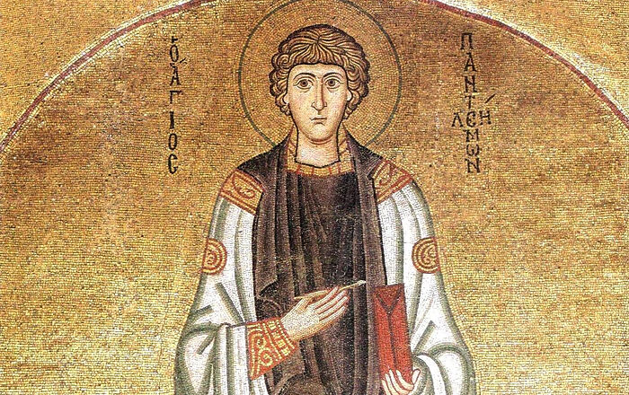 Ο Μεγαλομάρτυς Παντελεήμων. Ψηφιδωτό του 11ου αιώνα. Ιερά Μονή Οσίου Λουκά, Ελλάδα.