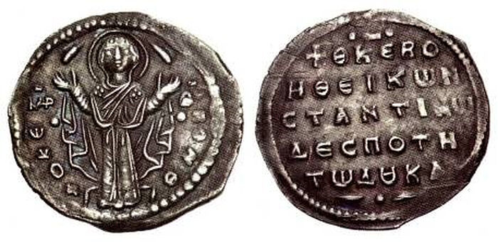 Константин X (1059–1067). 2/3 милиарисия. На аверсе – Богородица Оранта, на реверсе – легенда «Богородица, помоги Константину деспоту Дуке»