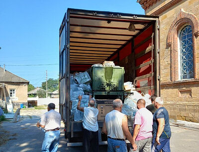 В Лисичанск доставили 20 тонн гуманитарной помощи от Синодального отдела по благотворительности. Информационная сводка о помощи беженцам (от 30 июля 2022 года)