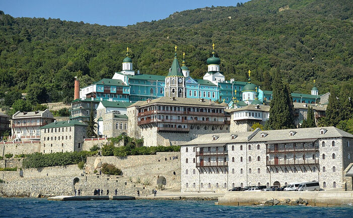 Русский Свято-Пантелеимонов монастырь на Афоне. Современное фото