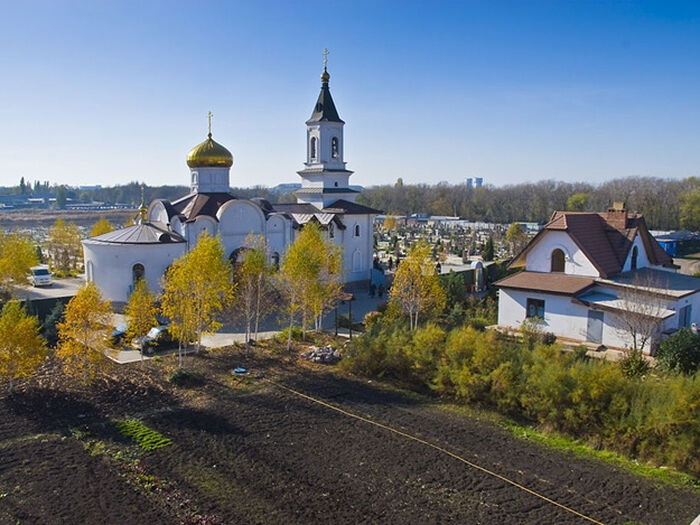 The Holy Iveron Convent, before the war. Photo: azbyka.ru
