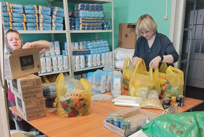 Серафимо-Вырицкая обитель милосердия оказывает гуманитарную помощь беженцам