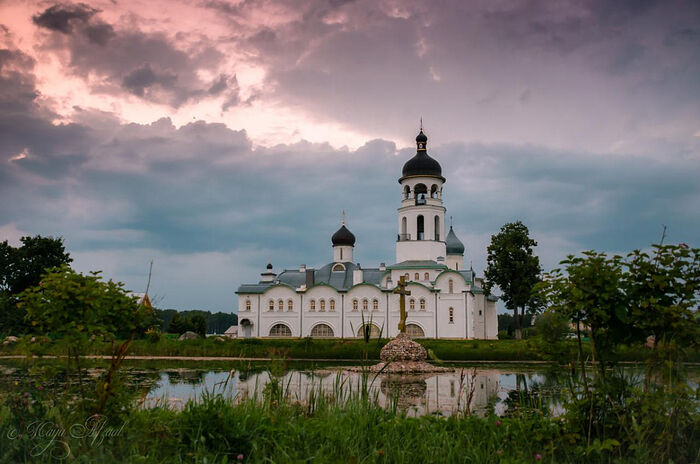 Иоанно-Богословский Савво-Крыпецкий монастырь