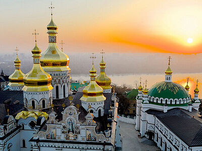 | Ukrainian Parliament hears calls to ban canonical Church and transfer Lavra to schismatics | The Paradise News