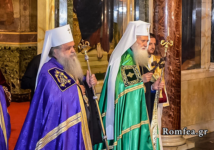 Abp. Stefan of Ohrid (left) and Pat. Neofit of Bulgaria (right). Photo: romfea.gr