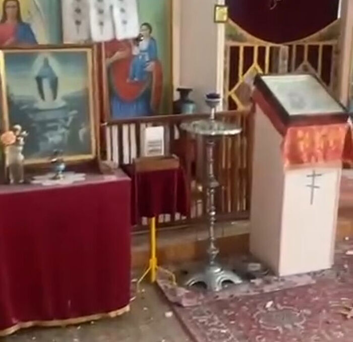 Из-за обстрела поврежден храм в Степановне Херсонской епархии