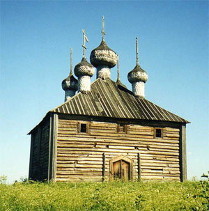 Церковь Преображения 1679 года в селе Ижма