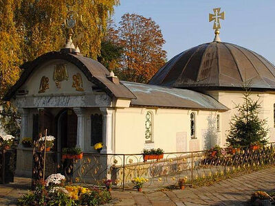 Ukrainian museum raising funds to dismantle a church that it calls “garbage”