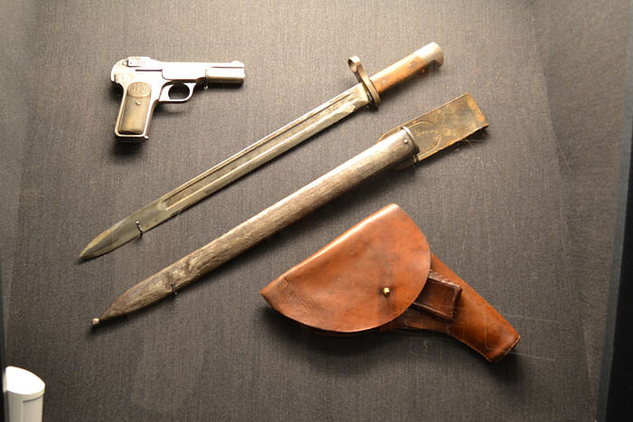 Штык-нож от винтовки Венчестер, принадлежал М. А. Медведеву (Кудрину)