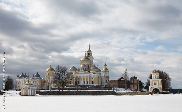 ​St. Nilus of Stolobny Monastery. Photo: Viktor Ivanovich Pechenev / Temples.ru