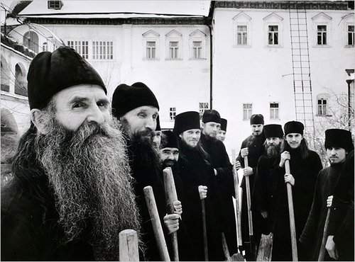 Ορθόδοξοι μοναχοί. Π.Ζαγκόρσκ, 1958. Φωτογραφία: Κ.Κάπα