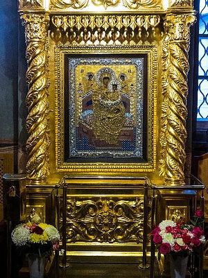Икона Божией Матери «Всецарица», находящаяся в Новоспасском монастыре