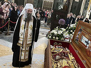 Сербский Патриарх Порфирий будет служить ежедневно молебен у мощей свт. Николая Сербского