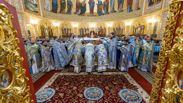 Луганск почтил чудотворную икону Божией Матери