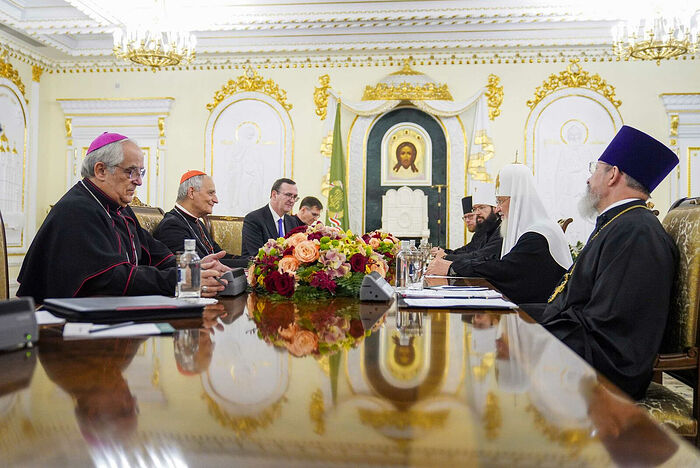 Святейший Патриарх Кирилл: Мы приветствуем любые посреднические миссии, которые направлены на преодоление трагического конфликта на Украине и скорейшее установление справедливого мира