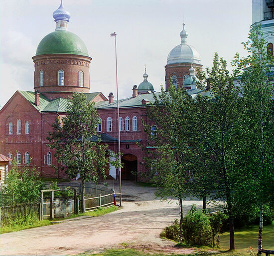 Троицкий собор в Леушинском монастыре. Фото: Сергей Михайлович Прокудин-Горский, 1909 год