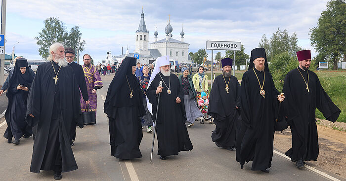 На юбилей в Годеново прибыло 13 архиереев и более 60 священников