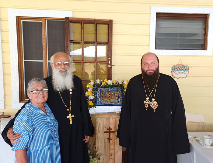 Metropolitan Nicholas of Eastern America and New York with the Kursk-Root Icon in Puerto Rico. August 2021
