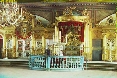 The Smolensk Icon of the Mother of God in the Church of the Mother of God over the Dnieper Gate in Smolensk. Photo: S.M. Prokudin-Gorsky, 1912