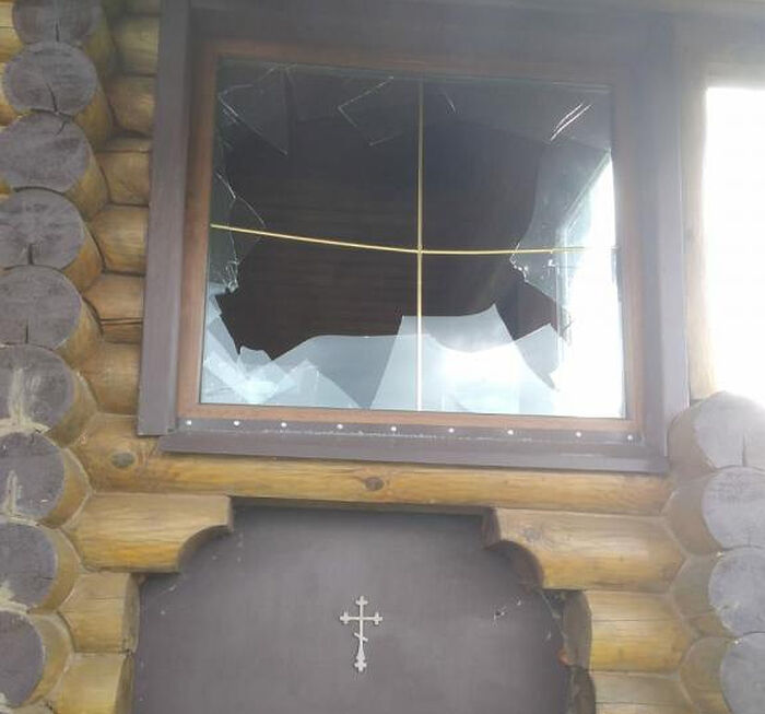 В результате обстрела со стороны ВСУ пострадал храм Новомучеников и исповедников Российских в селе Зерново Брянской области