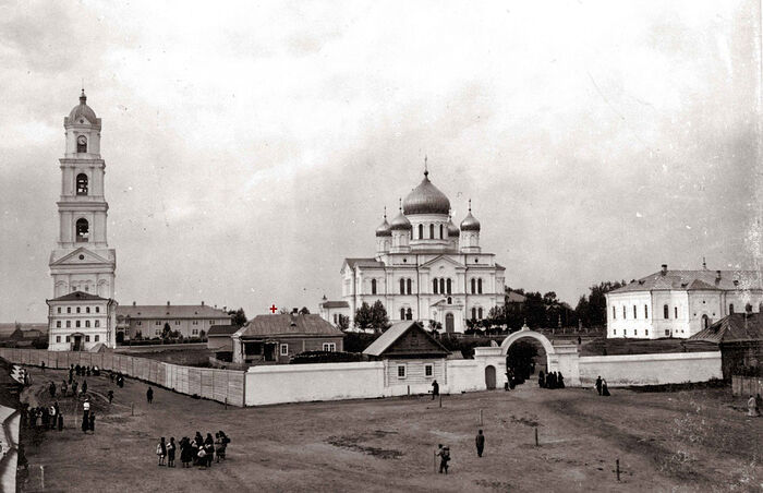 Panorama of Diveyevo Convent. Photo, early 20th c.