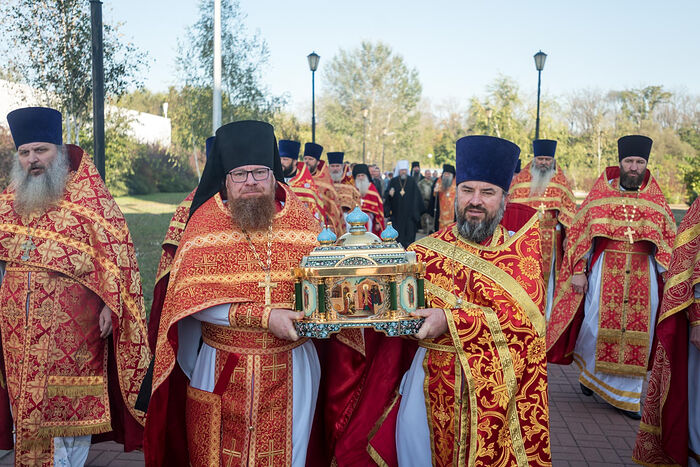 Святые мощи благоверного князя Александра Невского посетили Валуйки