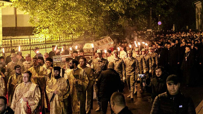 20 000 человек приложились к мощам прп. Параскевы в ночь на воскресенье. Фото: Basilica.ro