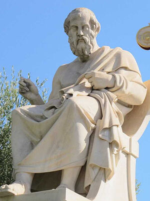 Скульптура Платона в Афинах