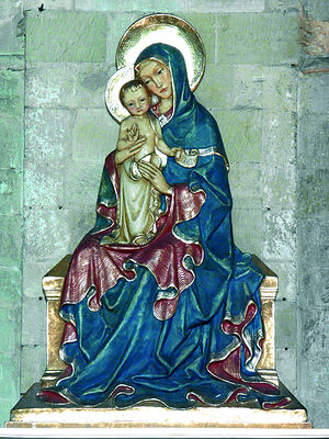 Изображение Богородицы с Младенцем внутри аббатства Ромси, Хэмпшир. Работа художника Мартина Трэверса (любезно предоставила Elizabeth Hallett, Romsey Abbey)