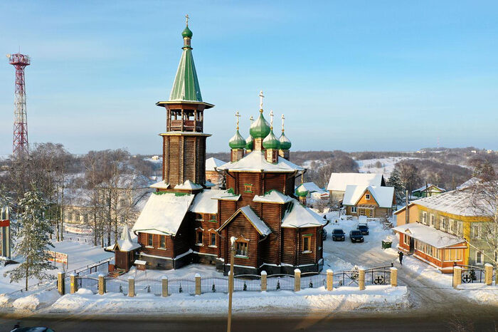 Μονή Αγίου Ιωάννη του Βαπτιστή Νόβο-Λεουσίνσκι στο χωριό Μιάξα. Φωτογραφία: cherepovets-eparhia.ru