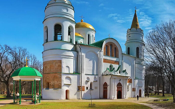 Holy Transfiguration Cathedral in Chernigov. Photo: pravlife.org