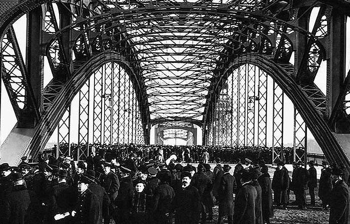 Открытие моста Петра Великого. 26 октября 1911 г.
