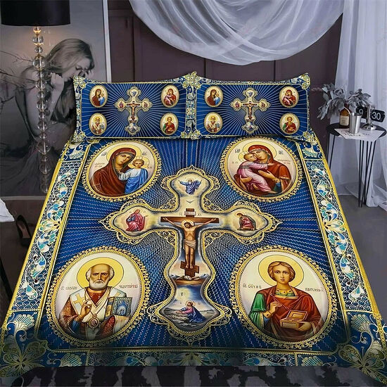 Комплект постельного белья «Mother Of God Jesus Bedding Set». Фото: Ciaocustom