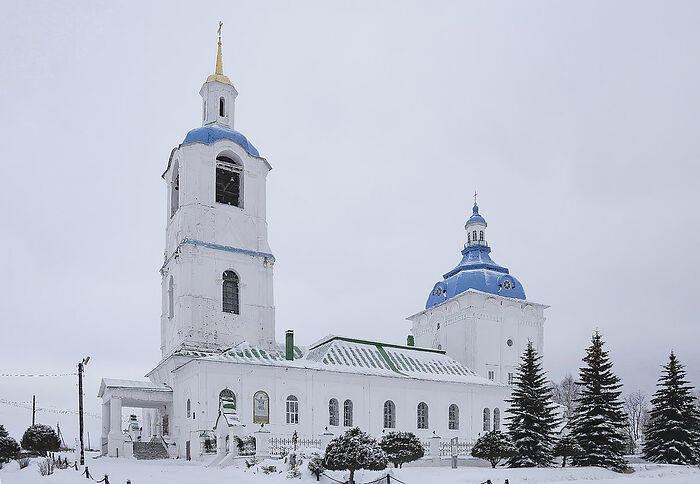 Holy Trinity Church in the village of Bystritsa. Photo: Ru.wikipedia.org
