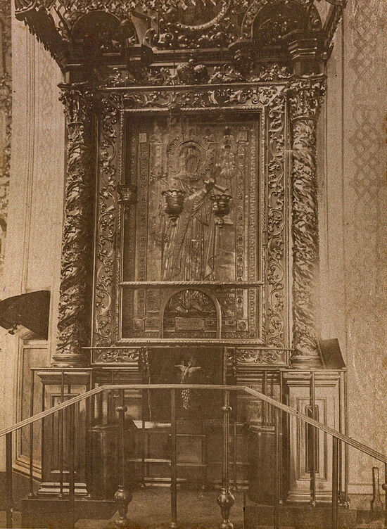 Икона «Богоматерь Боголюбская» в Боголюбском монастыре. 1900 г. 